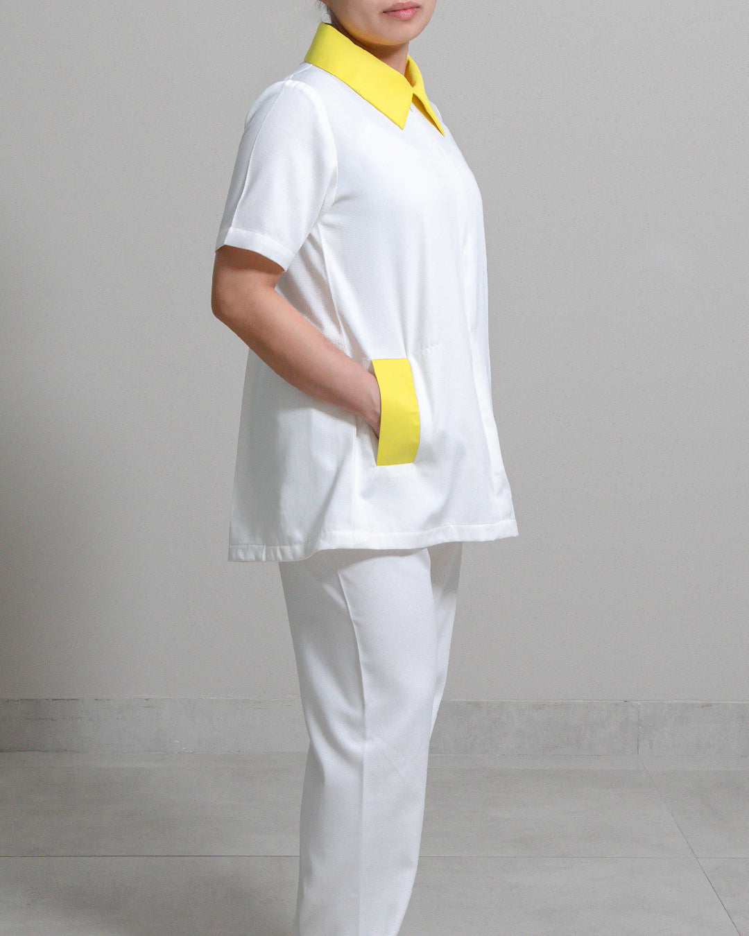 Simple Chic | the Basic | Offwhite.Yellow