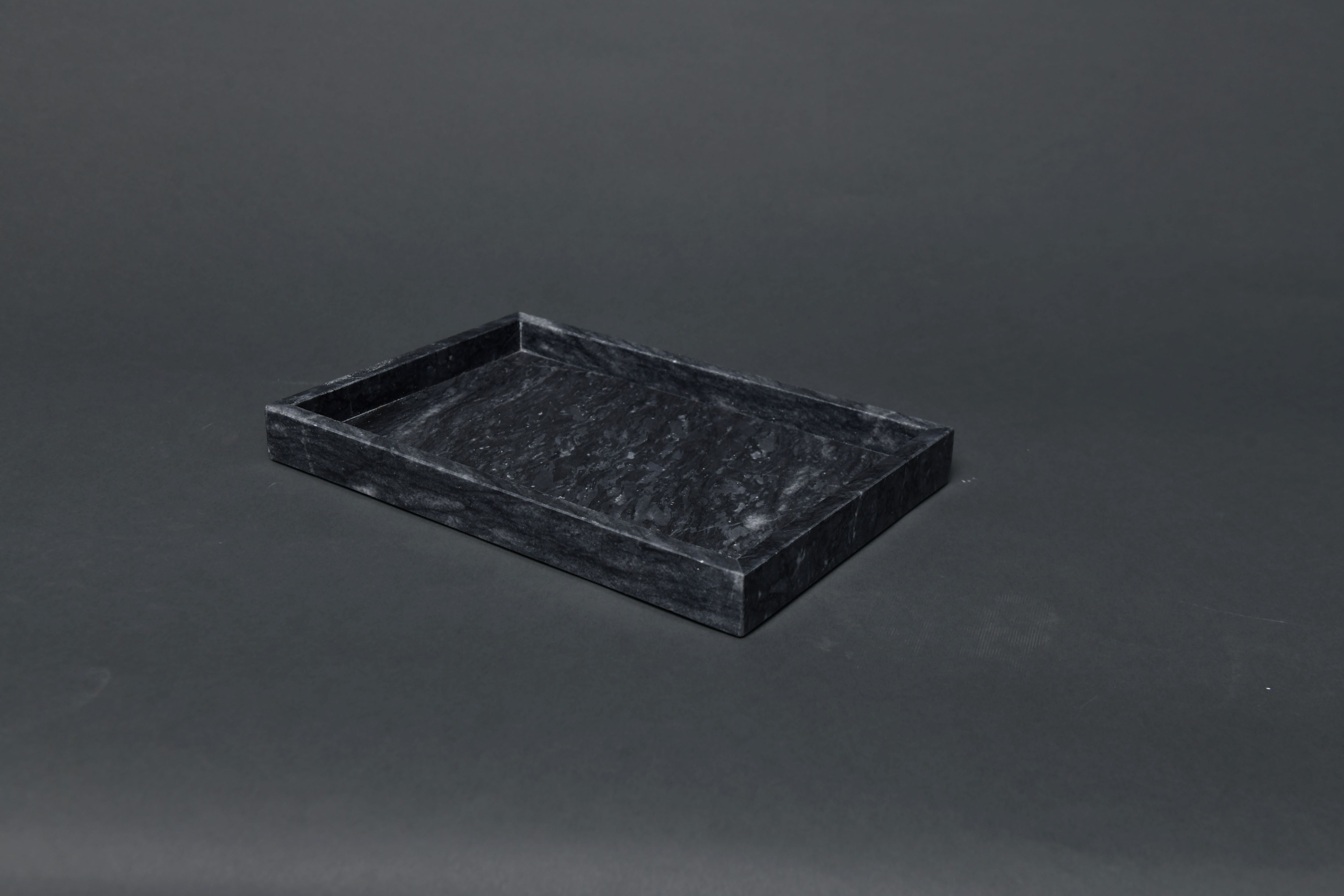 Marble P | Tray | Black Marble